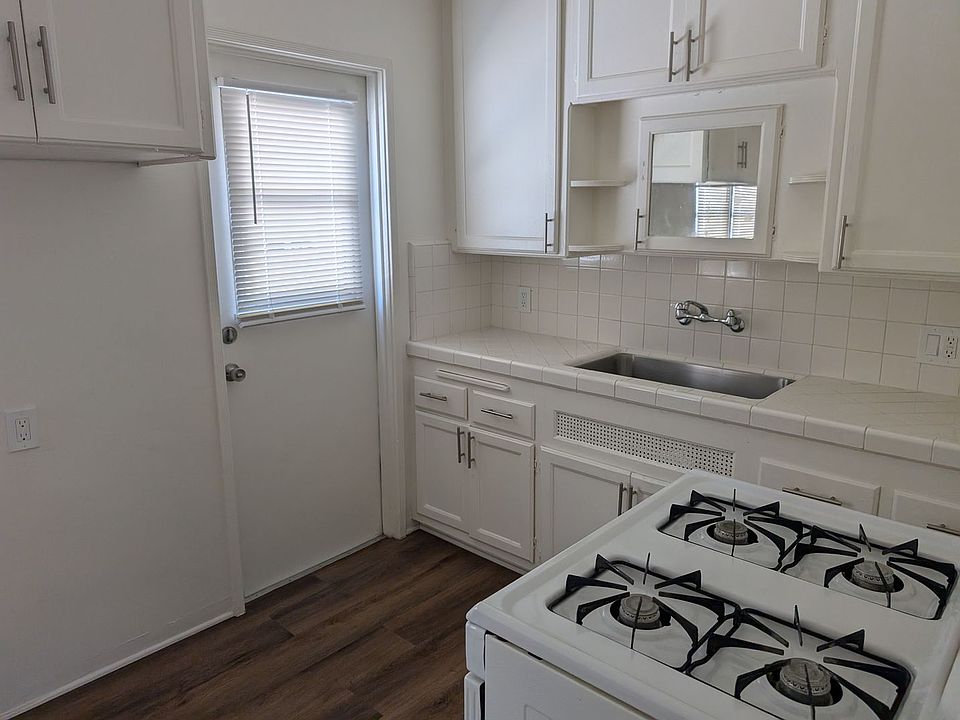 1st image of 4115 E 1st St #4117
