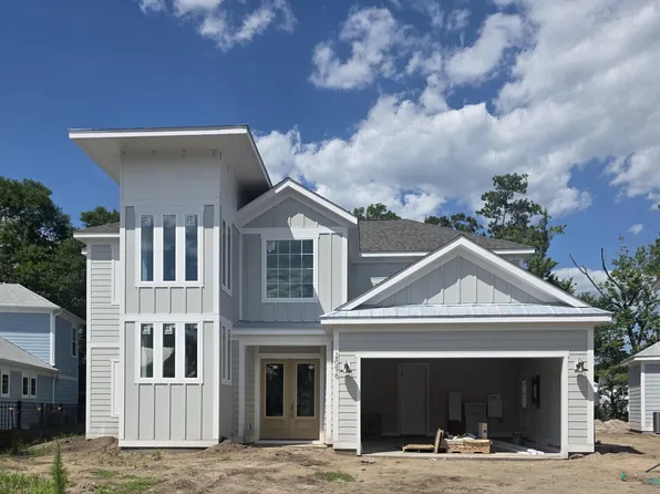 2096 Manor Parc Dr, Calabash, NC 28467