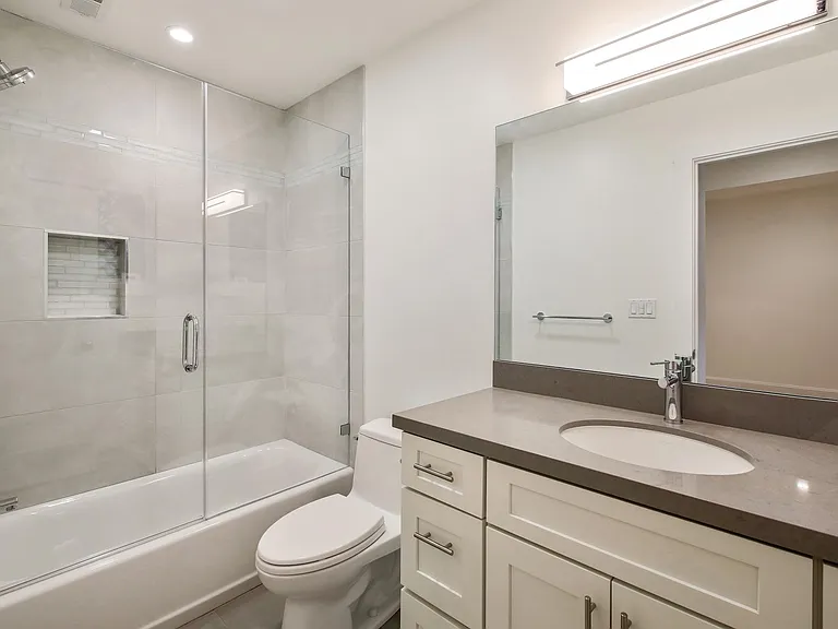 3080 Jackson St #1 — Photo 10