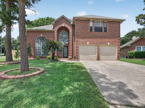 15010 Chestnut Falls Dr, Cypress, TX 77433