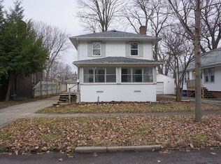 1006 W Columbia Ave, Champaign, IL