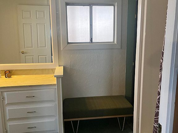 4th image of 139 Pali Dr
