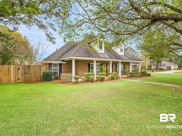 3828 Saint Andrews Dr, Mobile, AL 36693