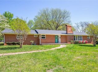 3621 Carver School Rd, Winston Salem, NC 27105