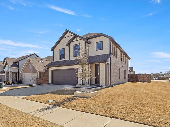 2nd image of 551 Ruthye Ln