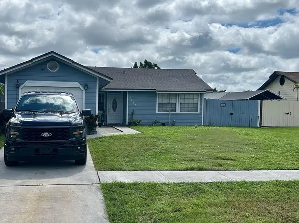 5173 El Claro Circle, Greenacres, FL 33415