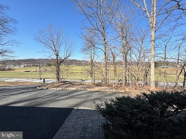 2nd image of 5451 Glen Arm Rd