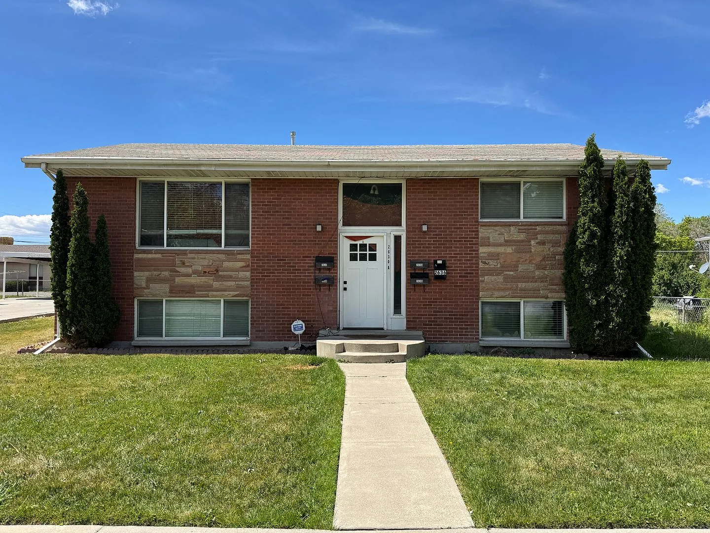 2630 S 800 E - 5 Plex — Photo 2