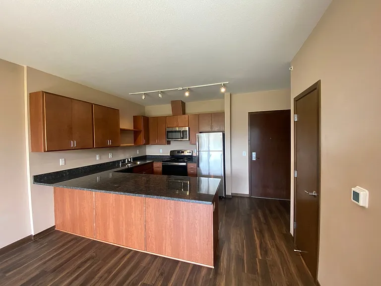 Capital View Apartments — Photo 38
