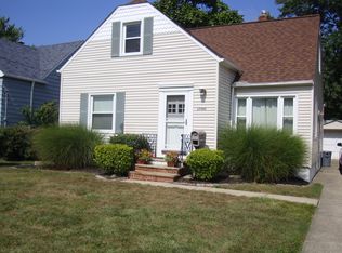 27505 Forestview Ave, Euclid, OH 44132
