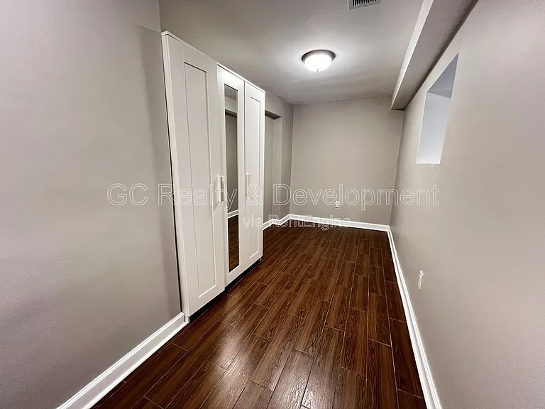 1439 N Artesian Ave #1 — Photo 18