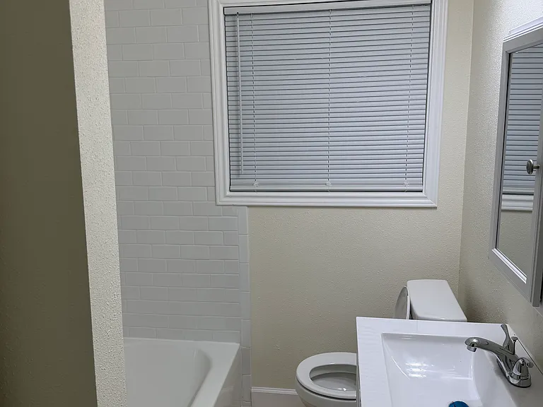 Master bedroom bathroom