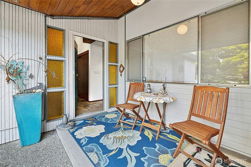 5th image of 8826 Cascadia Avenue