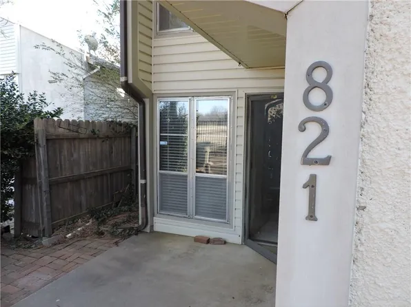 821 Cardinal Creek Blvd, Norman, OK 73072