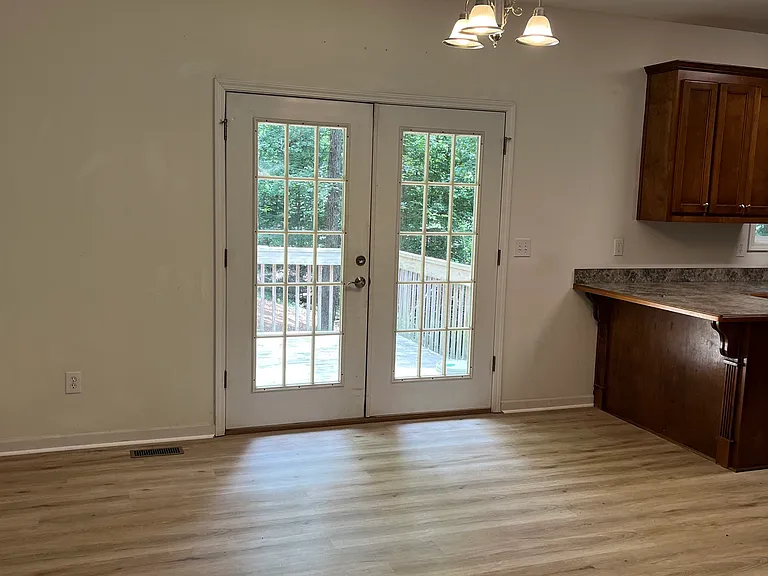 115 Hidden Valley Trl N — Photo 5