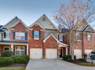1608 Lexington Dr, Roswell, GA 30075