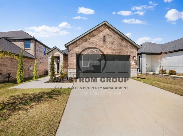 430 Cherry Laurel Dr, Lakewood Village, TX