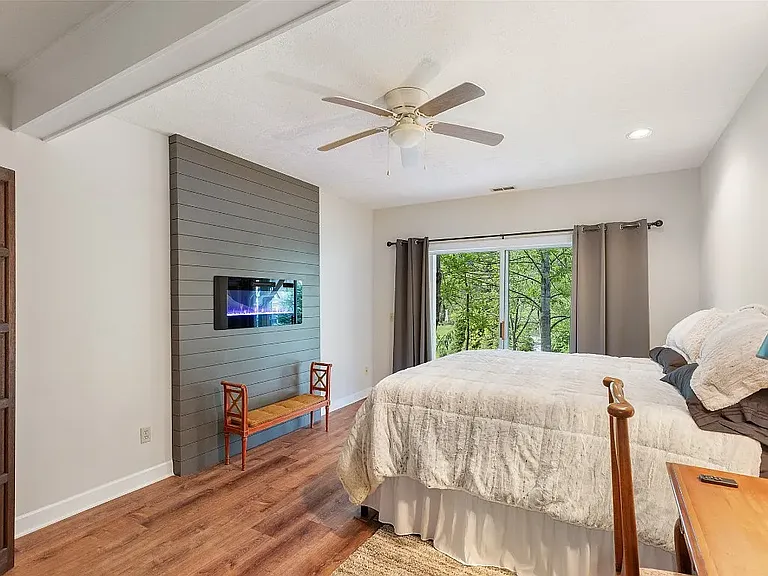 119 Heavens Gate Ln — Photo 17