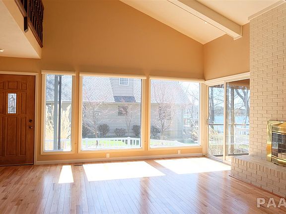 5th image of 362 Charter Oak Pl