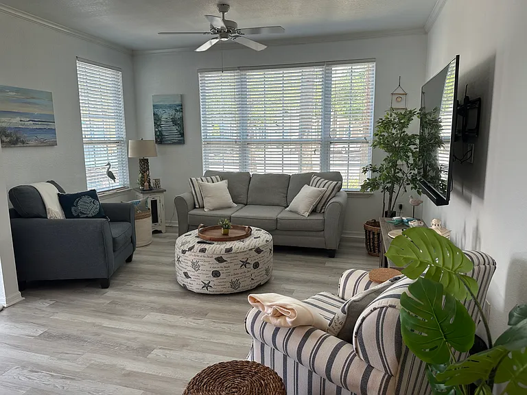 5581 Rosehill Rd #101 — Photo 13