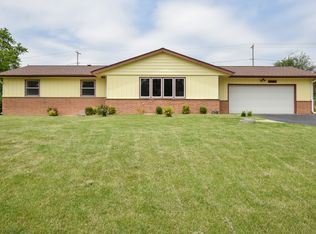 S65W13866 Sherwood Cir, Muskego, WI 53150