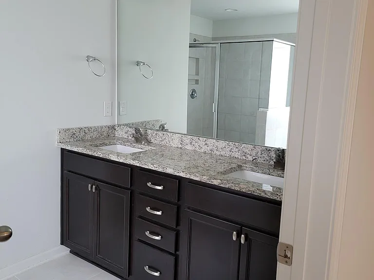 7540 Poplar Meadow Ln — Photo 15