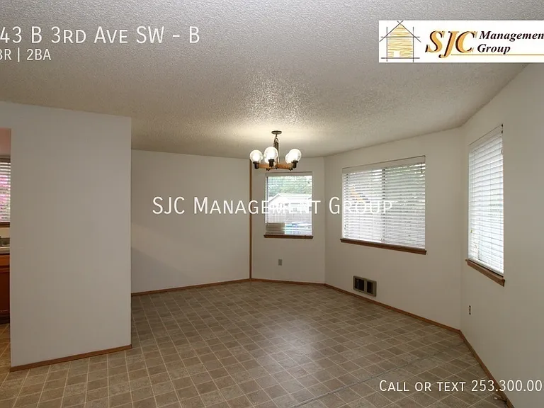 143 3rd Ave SW #B — Photo 2