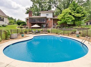 311 Whispering Oaks Dr, Bethalto, IL