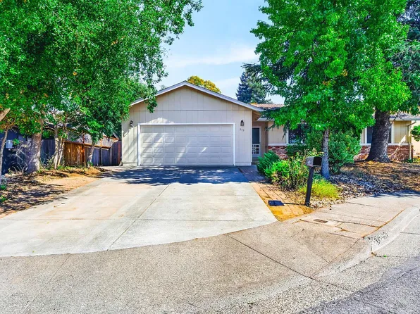 243 Theresa Court, Healdsburg, CA 95448