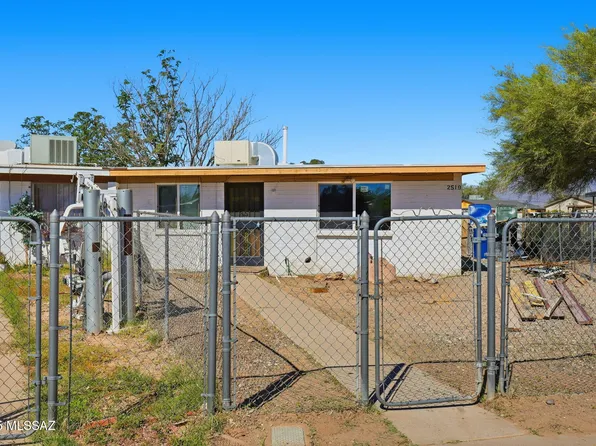 2519 E Parkside Dr, Tucson, AZ 85713