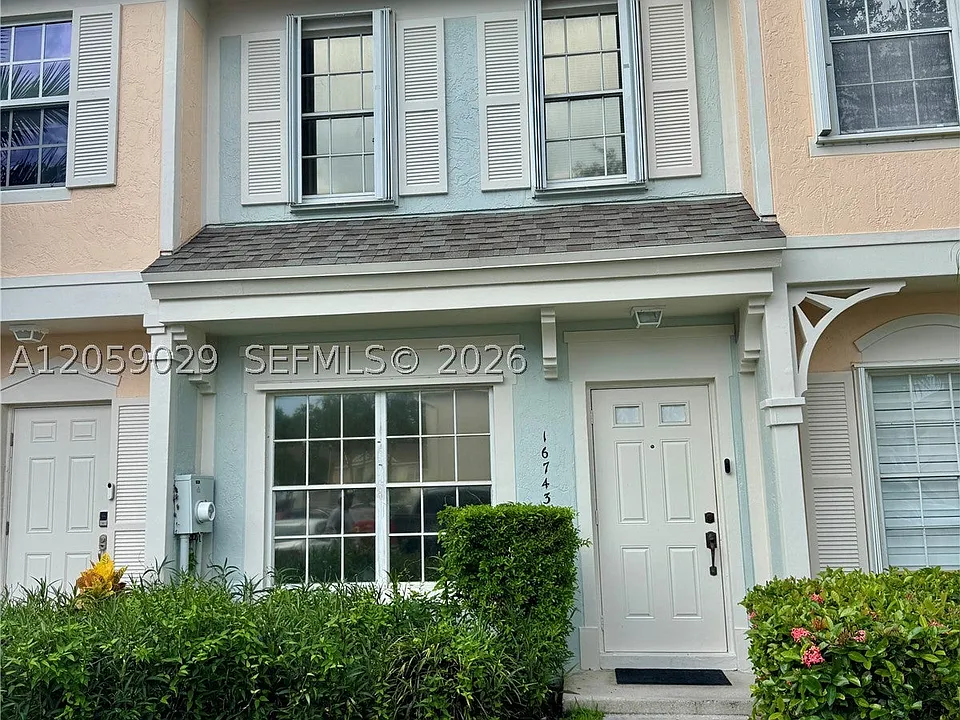 16743 Hemingway Dr #16743