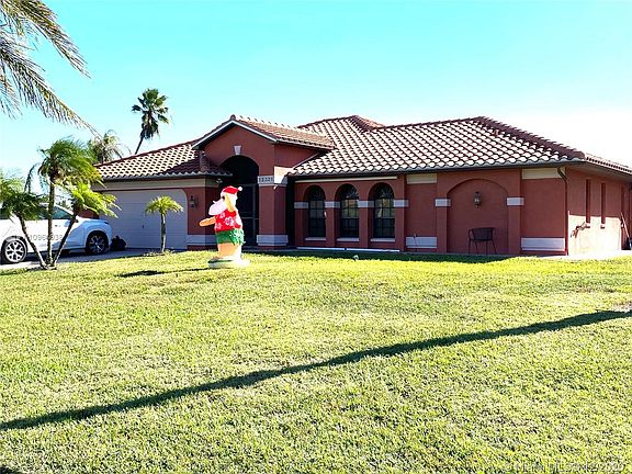 2nd image of 12321 Avida Ln