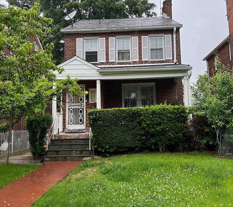 1st image of 115 Quackenbos St NW