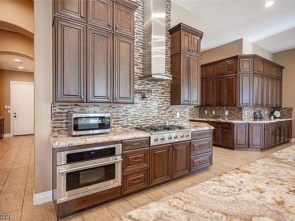 4th image of 3235 Costa Smeralda Cir