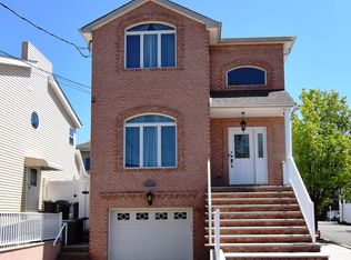 117 Ridgewood Ave, Staten Island, NY 10312