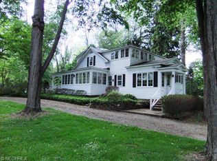 589 Chagrin River Rd, Gates Mills, OH 44040