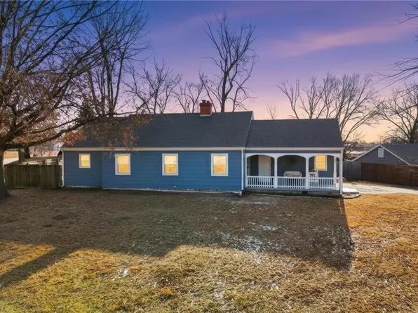 801 E Lexington St, Richmond, MO 64085