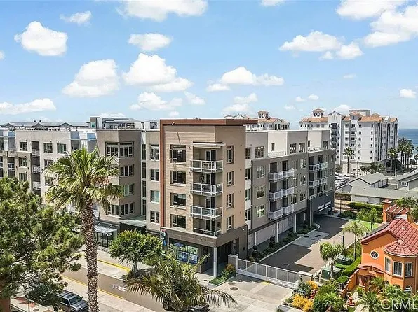 355 N Cleveland St #211, Oceanside, CA 92054