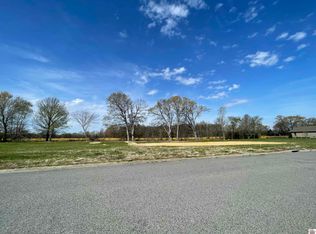 50 Belle Meade Dr, Murray, KY 42071