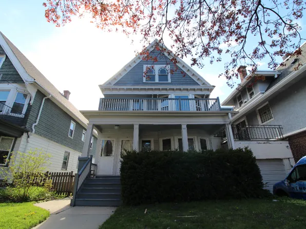 2857 N Murray Ave #2857, Milwaukee, WI 53211