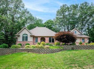 7002 W Saddlebrook Dr, Mapleton, IL 61547