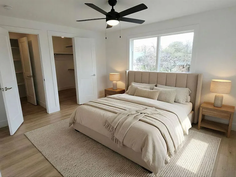 804 E Dean Keeton St — Photo 4