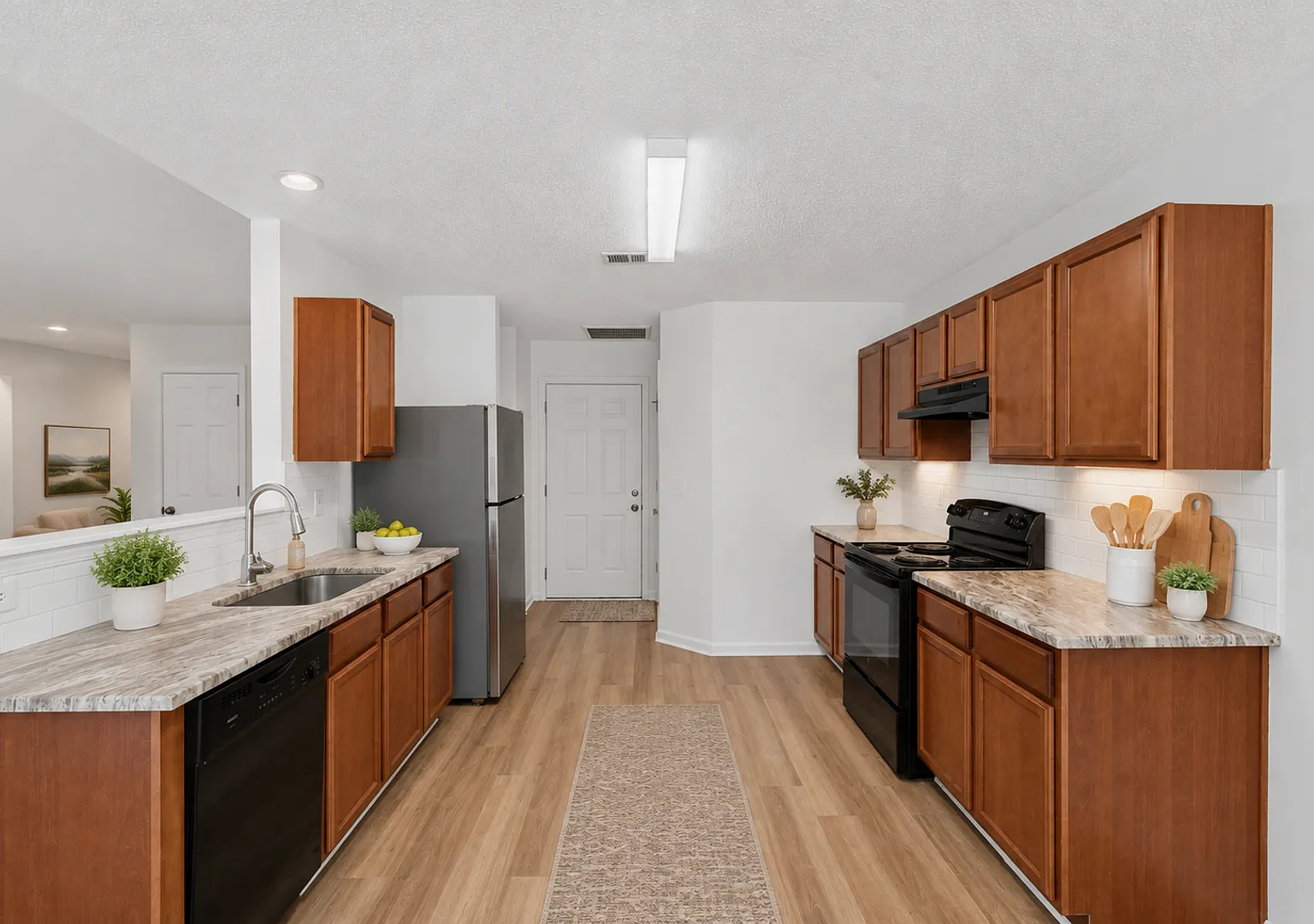 Beautiful home in Elgin — Photo 4