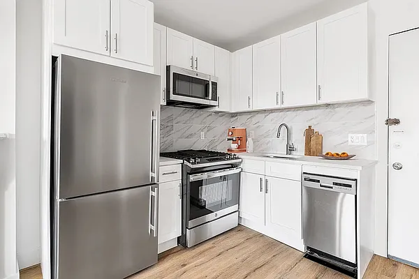 Rented by Freestone Property Group | media 17