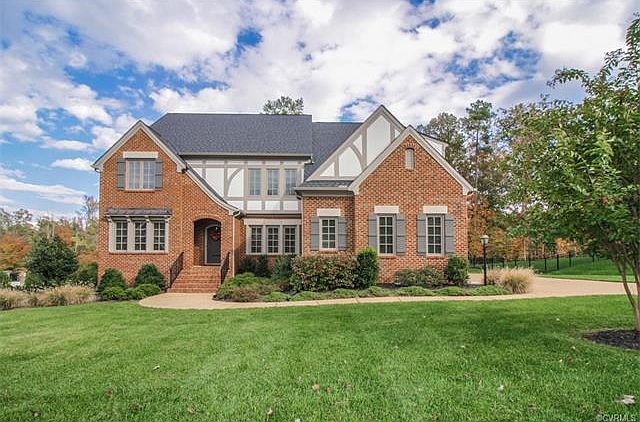 2nd image of 3207 Fulbrook Dr
