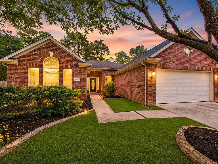 14526 Red Tailed Hawk Ln — Photo 2