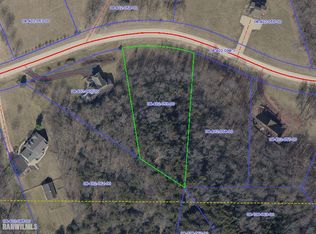 15 Valley Rd, Galena, IL 61036