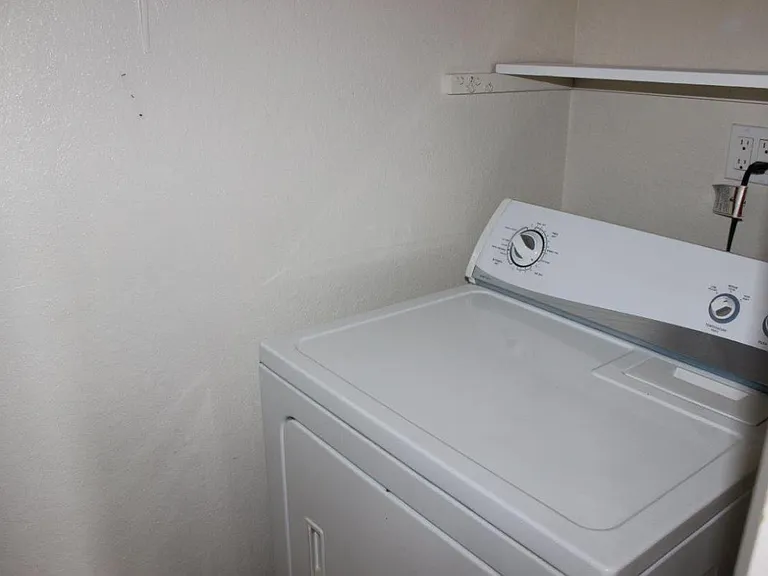 11349 Avenida De Los Lobos #C — Photo 11