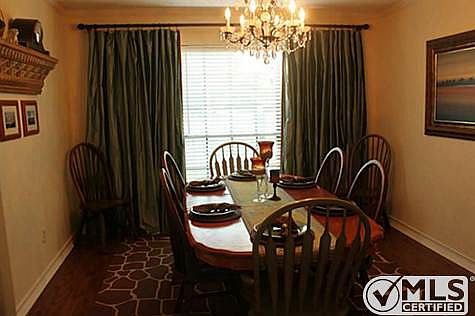 4th image of 2101 Bancroft Ct