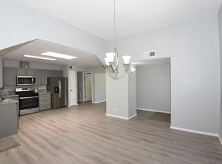 6818 Ivy Pl SW, Albuquerque, NM 87121